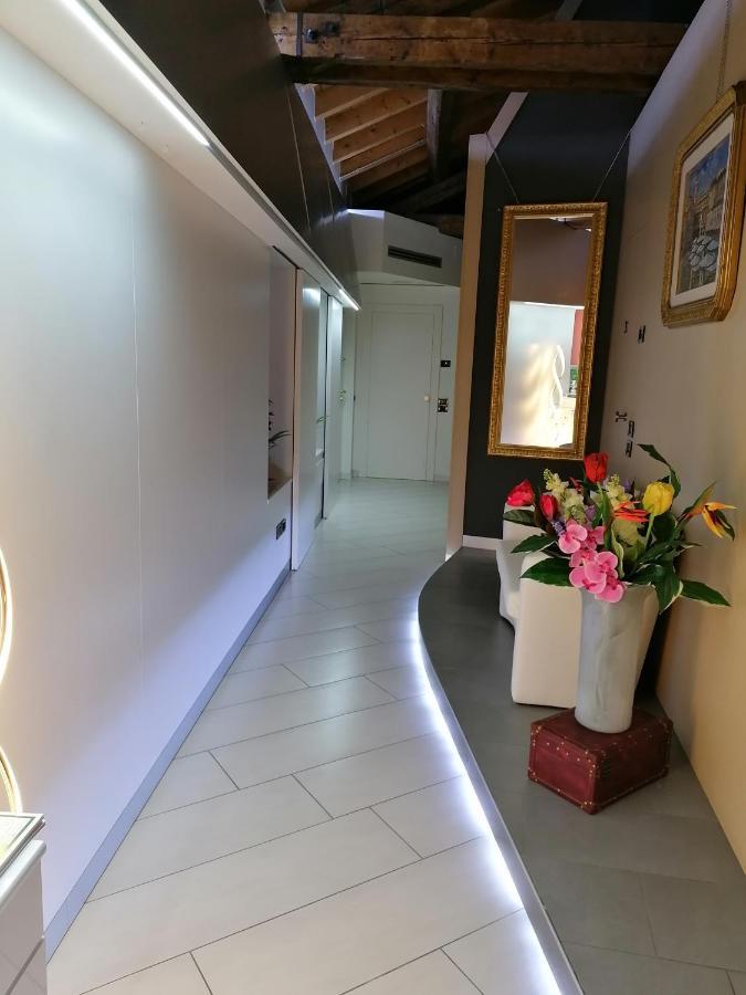 Accomodation Verona - City Centre Luaran gambar
