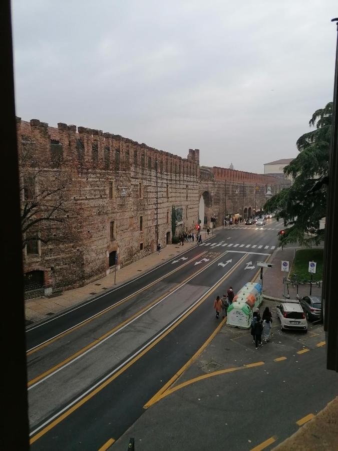 Accomodation Verona - City Centre Luaran gambar
