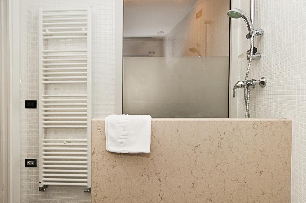 Accomodation Verona - City Centre Luaran gambar
